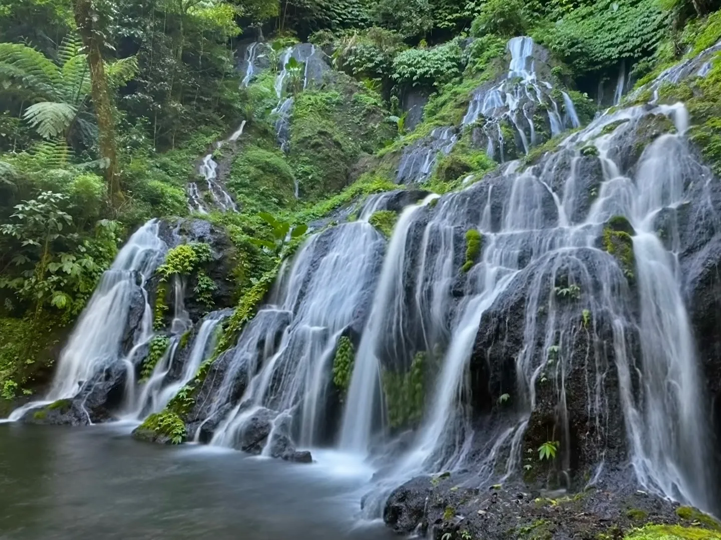 alexander_konovalov2019Puncak-Manik-Waterfall-Buleleng-Bali