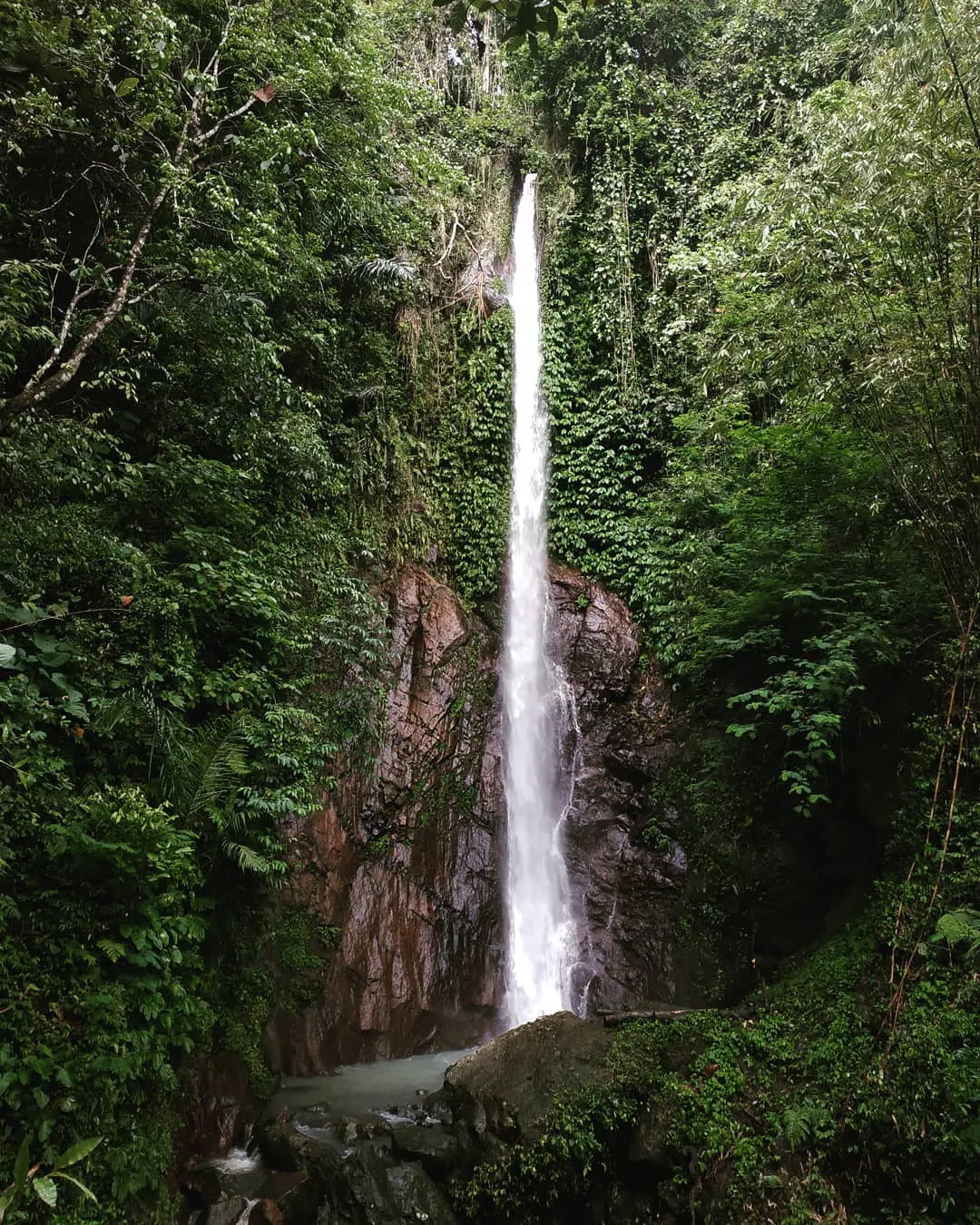iwansastrawanAir-Terjun-Jagasatru-Pateh-Selat-Duda-Timur