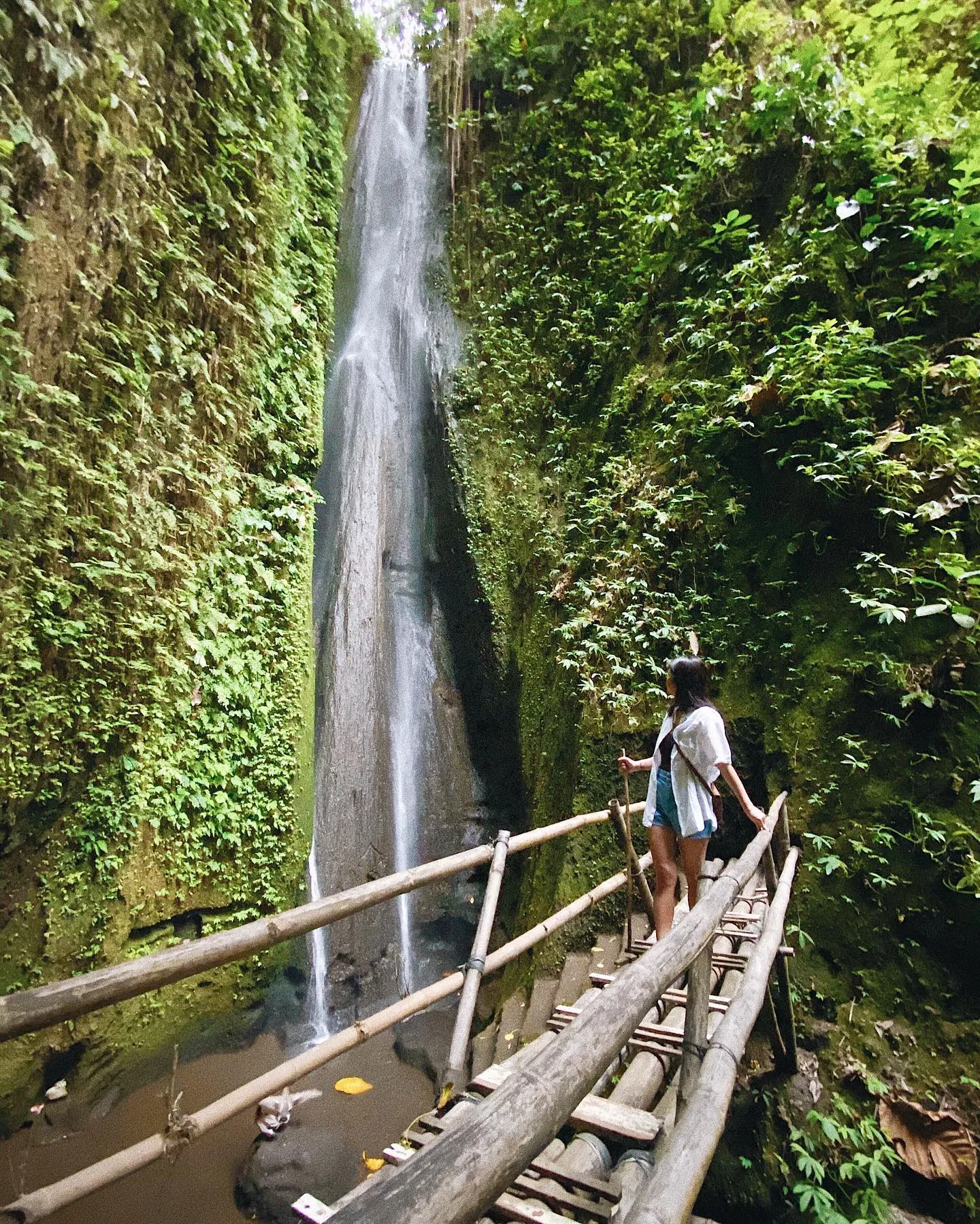 windatantojoAAN-Secreet-Waterfall
